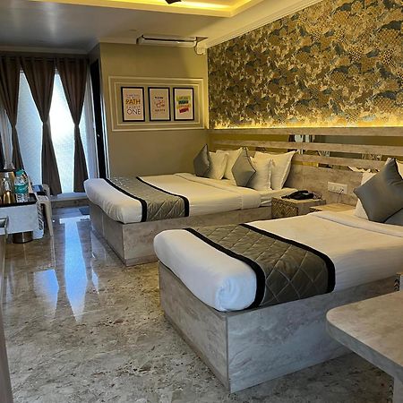 Hotel Lg Suites Бангалор Экстерьер фото